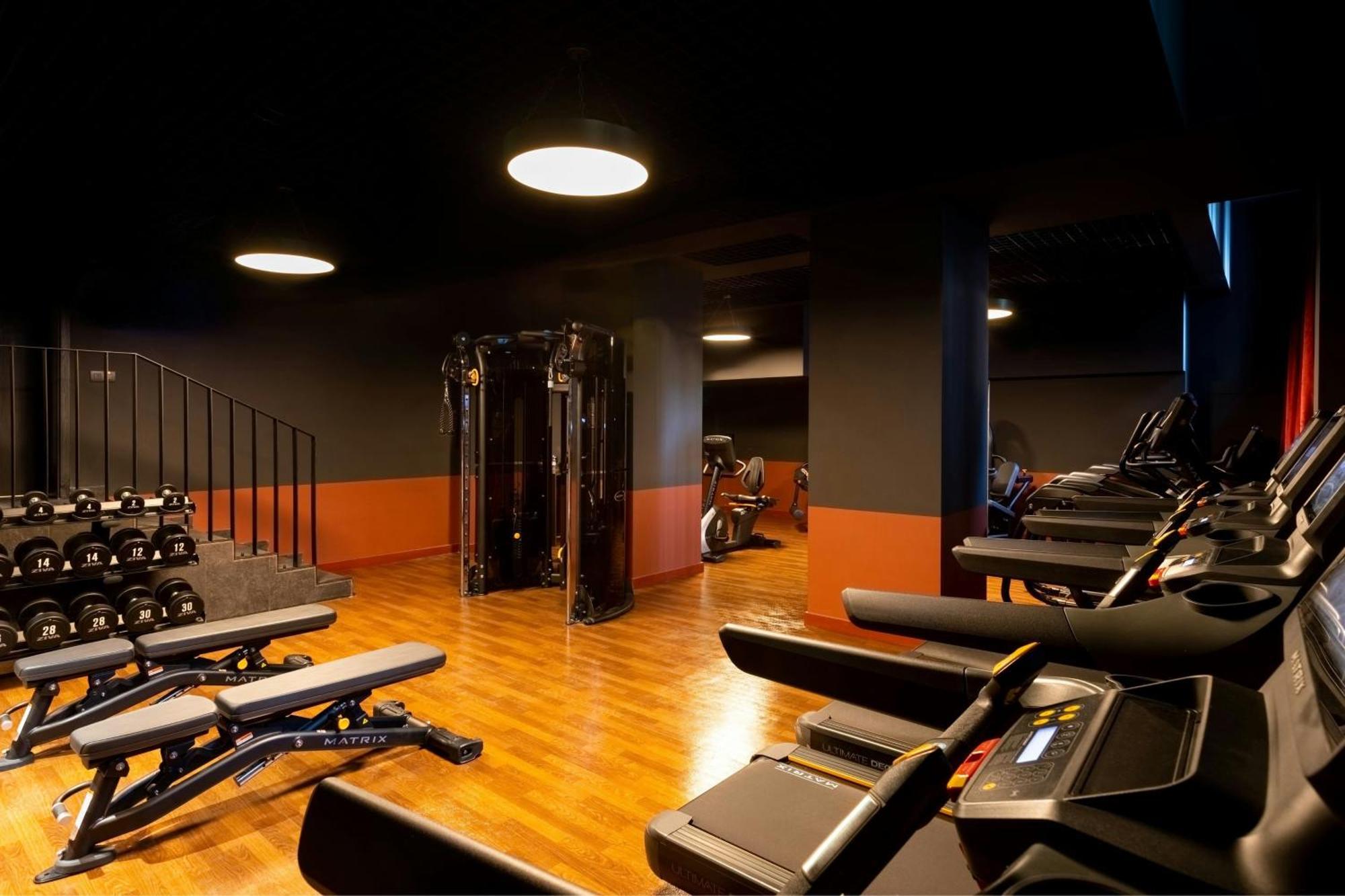 The Marmorosch Bucharest, Autograph Collection Hotel Exterior foto The gym at the hotel