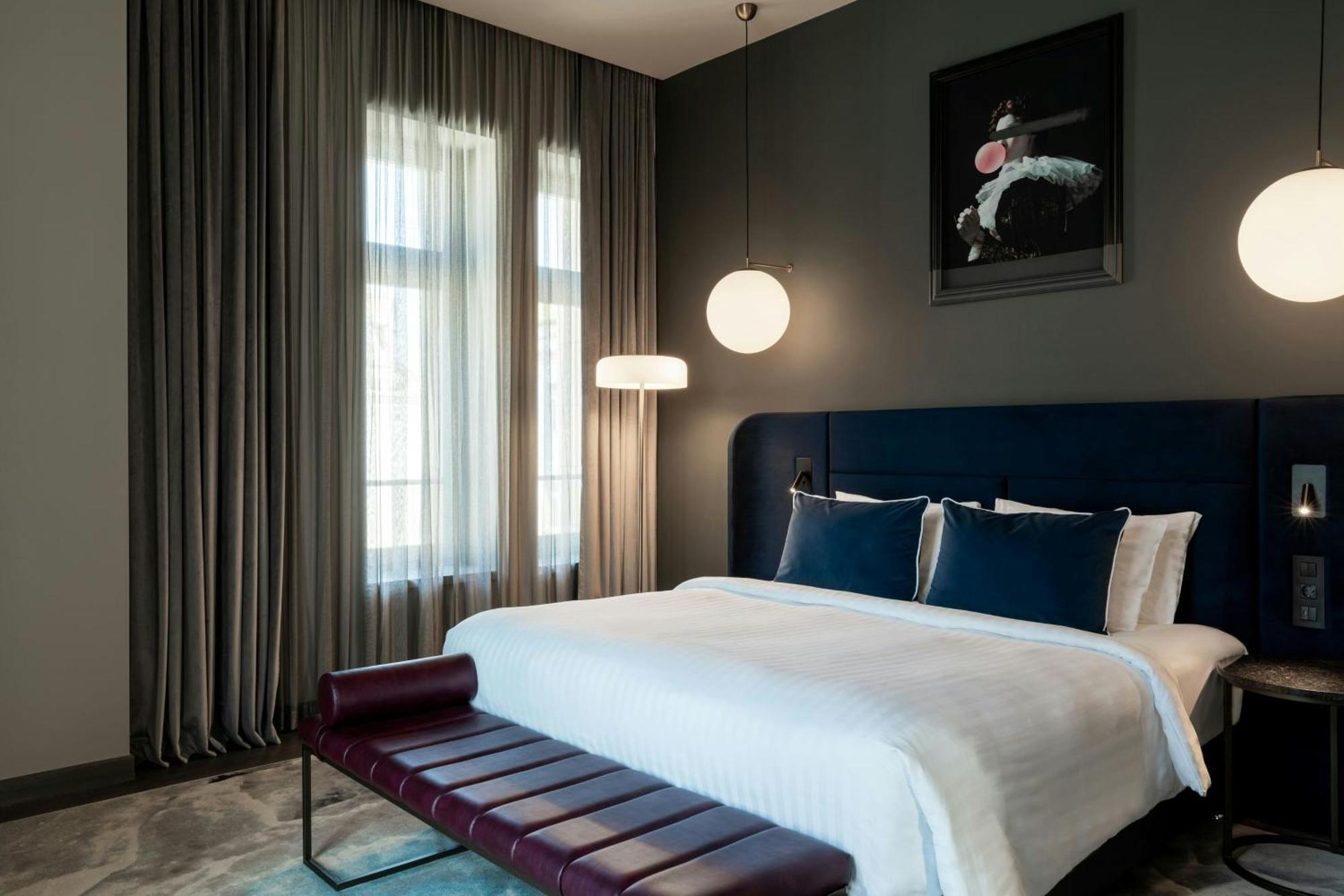 The Marmorosch Bucharest, Autograph Collection Hotel Exterior foto A bedroom at the hotel