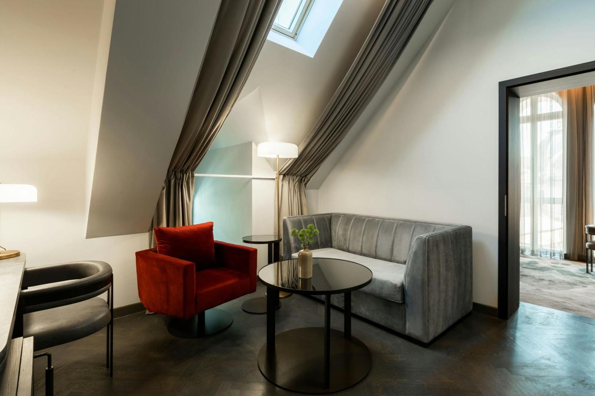 The Marmorosch Bucharest, Autograph Collection Hotel Exterior foto A suite at the Hotel